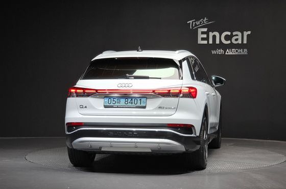 Audi Q4 e-tron 40 Premium — пробег 79 204 км — фото 4 из 5