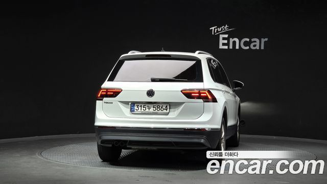 Volkswagen Tiguan из Кореи Encar