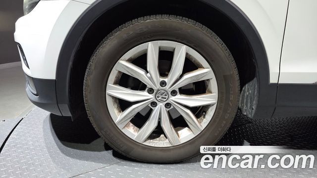 Volkswagen Tiguan из Кореи Encar