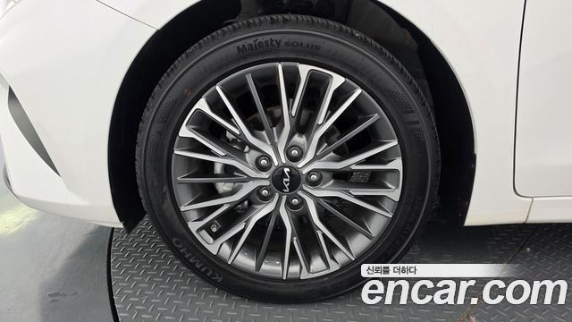 Kia K3 из Кореи Encar