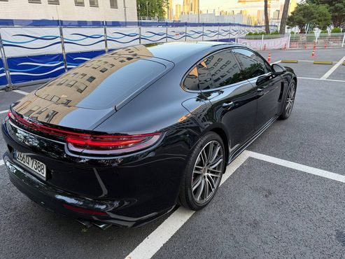 Porsche Panamera 4.0 GTS — пробег 31 900 км — фото 2 из 5