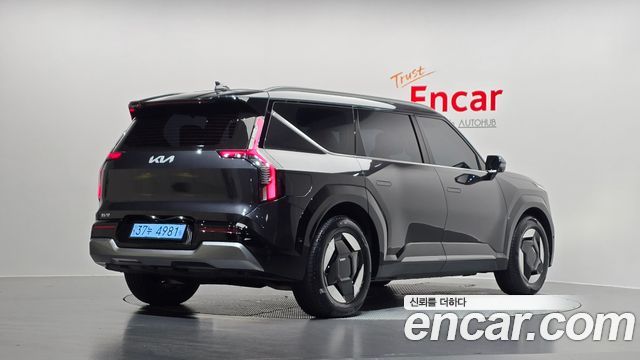 Kia EV9 из Кореи Encar