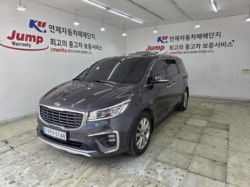 Kia Carnival 9-Seater Noblesse Special — пробег 131 389 км — фото 1 из 5