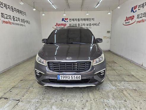 Kia Carnival 9-Seater Noblesse Special — пробег 131 389 км — фото 3 из 5