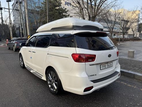 Kia Carnival 7-Seater Hi-Limousine (Special) — пробег 96 531 км — фото 4 из 5