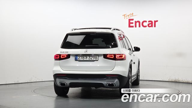 Mercedes-Benz GLB-Class из Кореи Encar