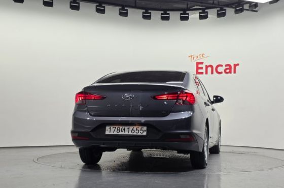 Hyundai AVANTE 1.6 Style — пробег 44 847 км — фото 4 из 5