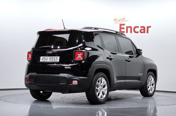 Jeep Renegade 2.4 Longitude — пробег 59 992 км — фото 2 из 5