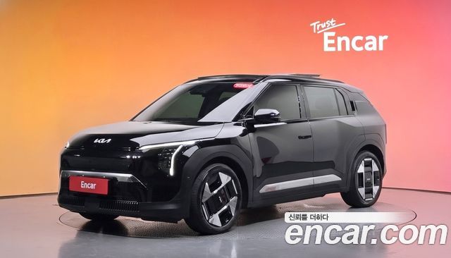 Kia EV3 Long Range 2WD Earth — пробег 39 071 км — фото 1 из 5
