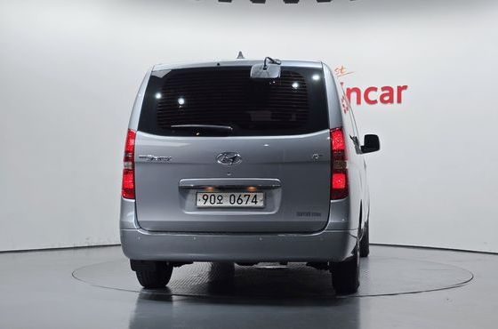 Hyundai Starex 5-Seater VAN Modern — пробег 73 839 км — фото 4 из 5
