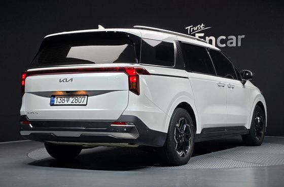 Kia Carnival Diesel 9-Seater Noblesse — пробег 28 546 км — фото 2 из 5