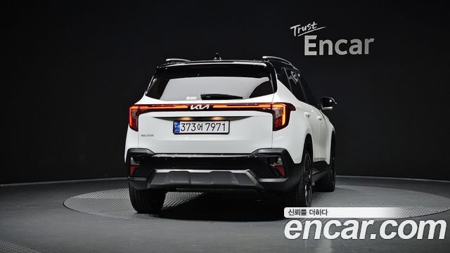 Kia Seltos из Кореи Encar