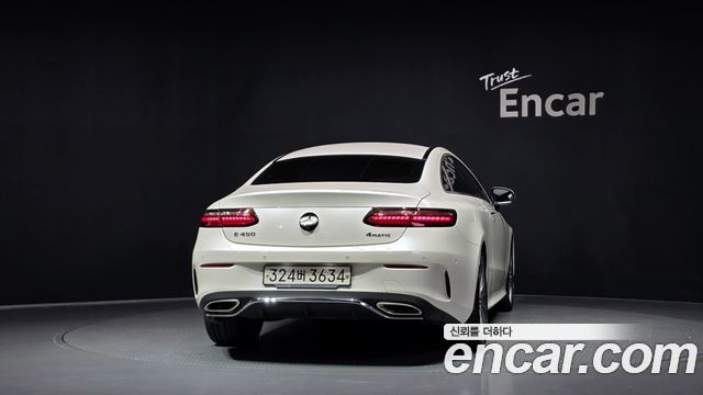 Mercedes-Benz E-Class из Кореи Encar