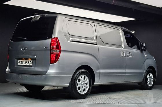 Hyundai Starex 3-Seater VAN CVX Deluxe — пробег 145 229 км — фото 2 из 5