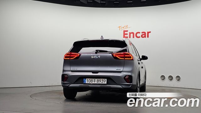 Kia Niro 1.6 HEV Prestige — пробег 78 330 км — фото 4 из 5