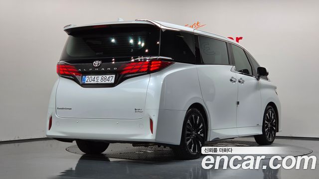 Toyota Alphard 2.5 HEV Executive AWD — пробег 11 029 км — фото 2 из 5