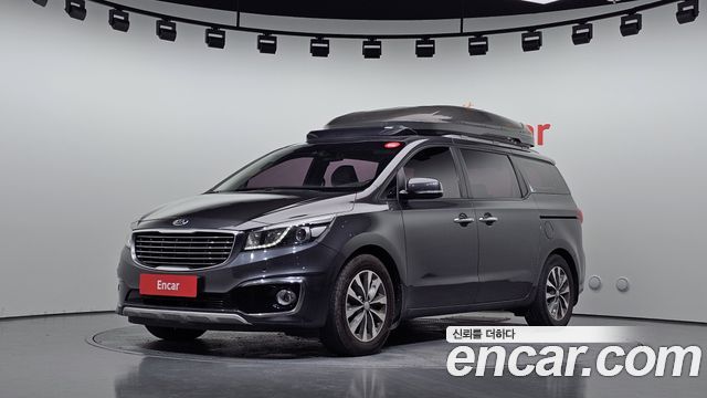 Kia Carnival 9-seater Luxury — пробег 194 617 км — фото 1 из 5