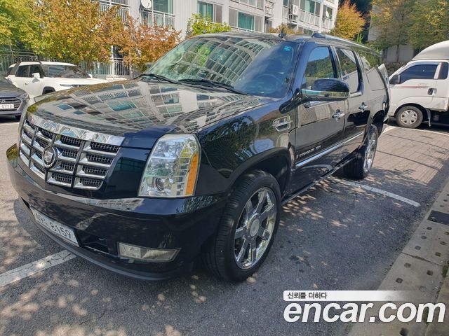 Cadillac Escalade 6.0 ESV 3rd — пробег 78 000 км — фото 1 из 5