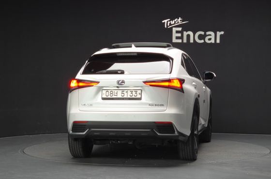 Lexus NX Supreme — пробег 56 935 км — фото 4 из 5