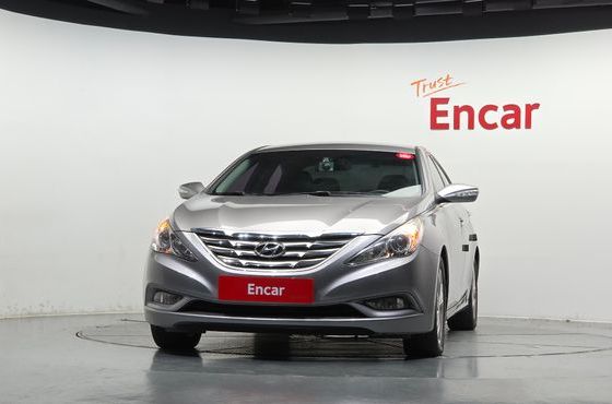 Hyundai Sonata Premier — пробег 123 977 км — фото 3 из 5