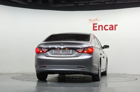 Hyundai Sonata Premier — пробег 123 977 км — фото 4 из 5