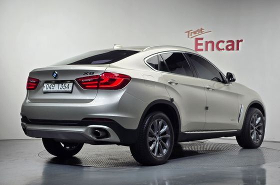 BMW X6 xDrive 30d — пробег 120 150 км — фото 2 из 5
