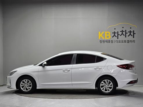 Hyundai AVANTE 1.6 Style — пробег 98 289 км — фото 4 из 5