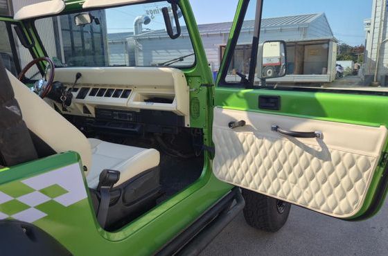 Jeep Wrangler 2.5 — пробег 326 000 км — фото 3 из 5