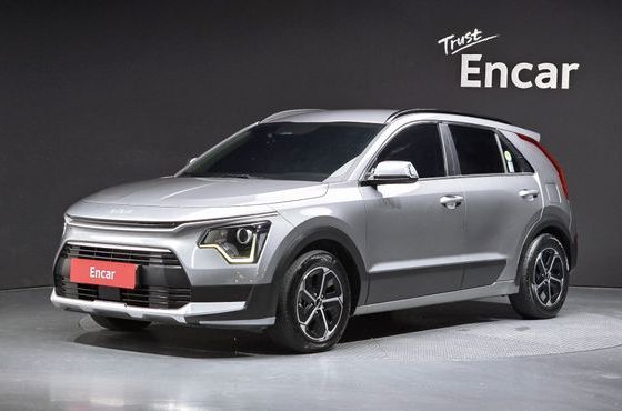 Kia Niro Prestige — пробег 184 604 км — фото 1 из 5