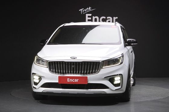 Kia Carnival 9-Seater Noblesse Special — пробег 95 960 км — фото 3 из 5