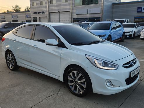 Hyundai Accent 1.4 VVT Premium — пробег 123 450 км — фото 2 из 5