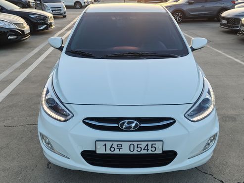Hyundai Accent 1.4 VVT Premium — пробег 123 450 км — фото 3 из 5