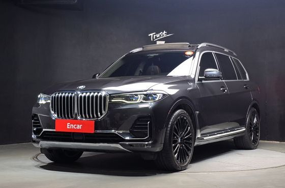BMW X7 xDrive 40d Design Pure Excellence 7-Seater — пробег 82 478 км — фото 1 из 5
