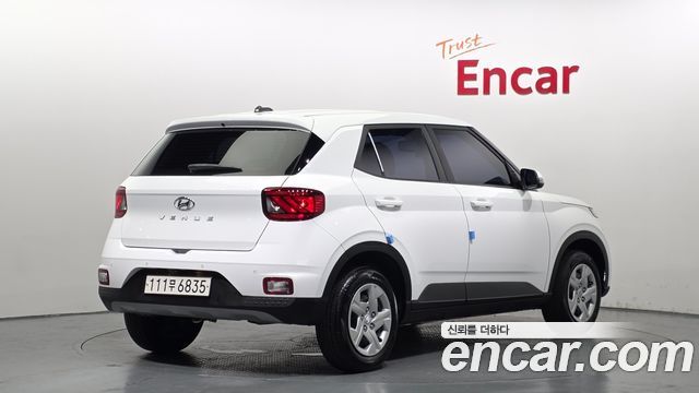 Hyundai Venue из Кореи Encar