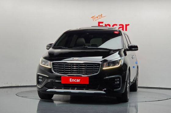 Kia Carnival 9-Seater Noblesse Special — пробег 76 051 км — фото 3 из 5