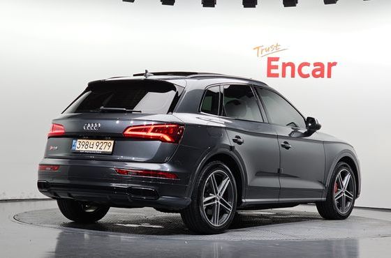 Audi SQ5 3.0 TDI Quattro — пробег 76 805 км — фото 2 из 5