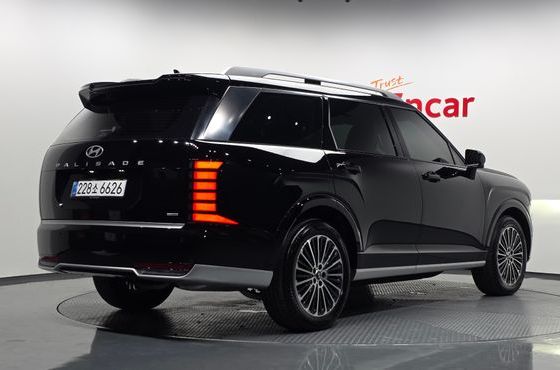 Hyundai Palisade HEV 2.5T 4WD 9-Seater Calligraphy — пробег 13 612 км — фото 2 из 5