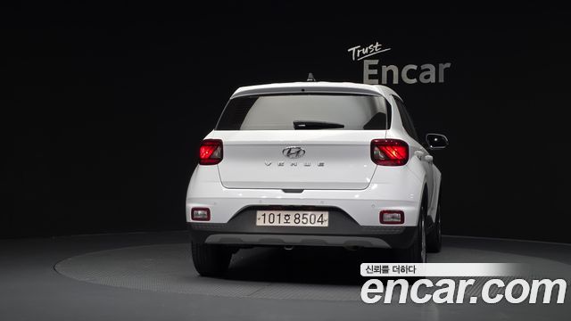 Hyundai Venue из Кореи Encar