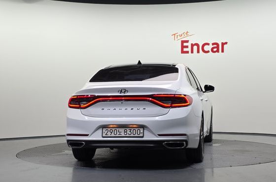 Hyundai Grandeur 2.4 Premium — пробег 136 562 км — фото 4 из 5