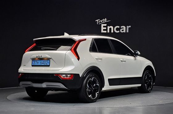 Kia Niro Air — пробег 8 387 км — фото 2 из 5