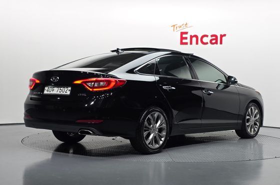 Hyundai Sonata 2.0 Smart — пробег 153 057 км — фото 2 из 5