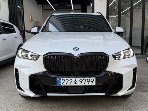 BMW X5 xDrive 40i M Sport — пробег 2 240 км — фото 1 из 5