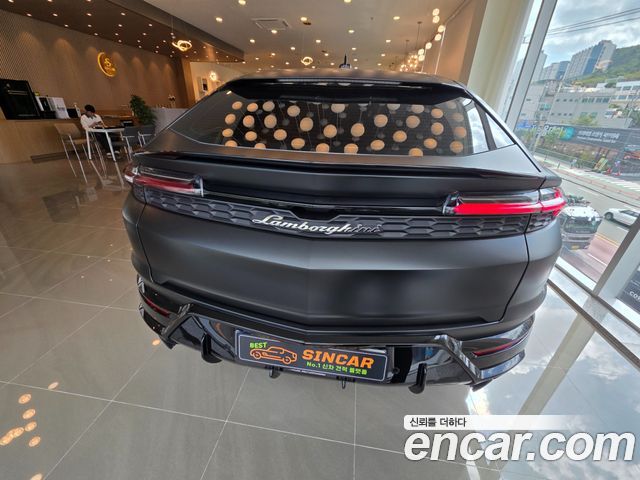 Lamborghini Urus 4.0 V8 SE — пробег 51 км — фото 5 из 5