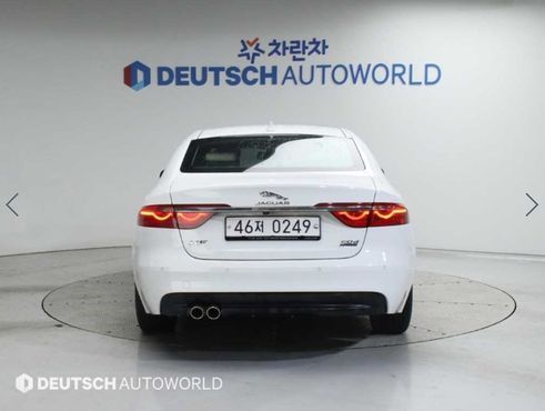 Jaguar XF 20d Prestige AWD — пробег 132 638 км — фото 4 из 5