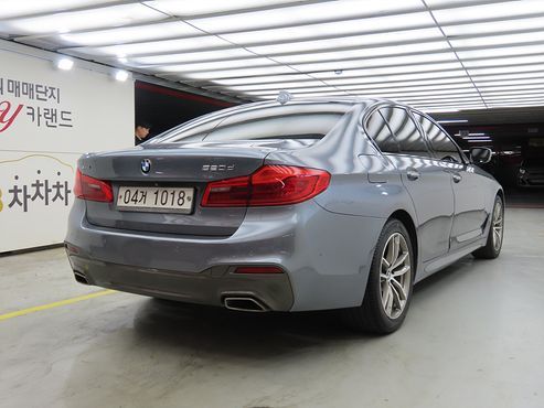 BMW 5-Series 520d xDrive M Sport Package Plus — пробег 178 747 км — фото 2 из 5