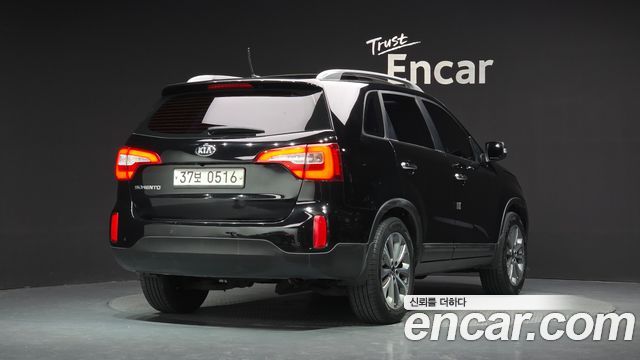 Kia Sorento Diesel 2.0 2WD Trendy — пробег 132 076 км — фото 2 из 5