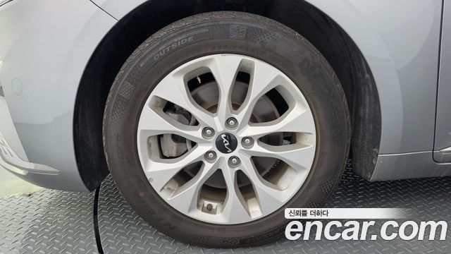 Kia K8 из Кореи Encar