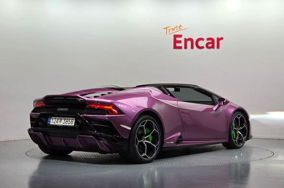 Lamborghini Huracan LP610-2 EVO Spyder — пробег 6 803 км — фото 2 из 5