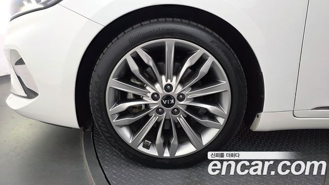 Kia K7 из Кореи Encar