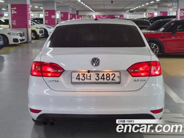 Volkswagen Jetta 2.0 TDI 6th — пробег 54 957 км — фото 5 из 5